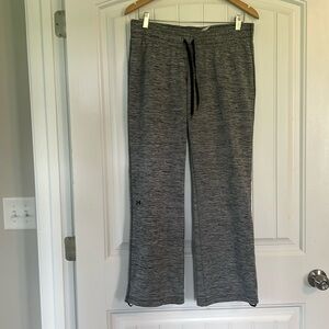 Under Armour Sweat Pants Size Medium